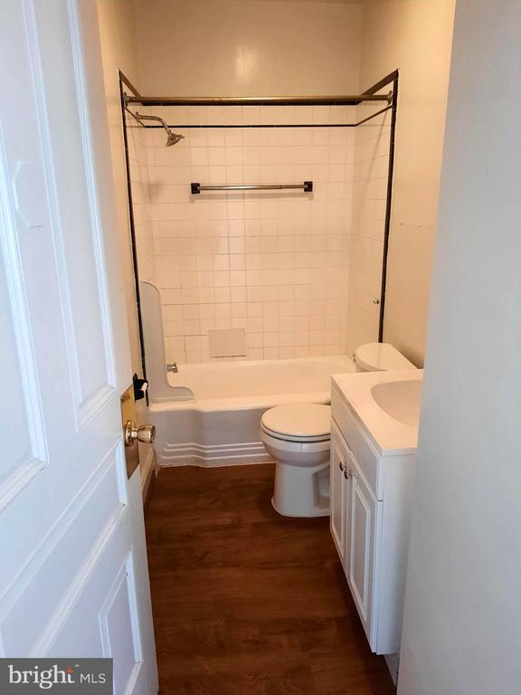 12 S FILBERT STREET C8