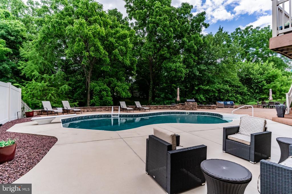 1428 WELLGATE LANE