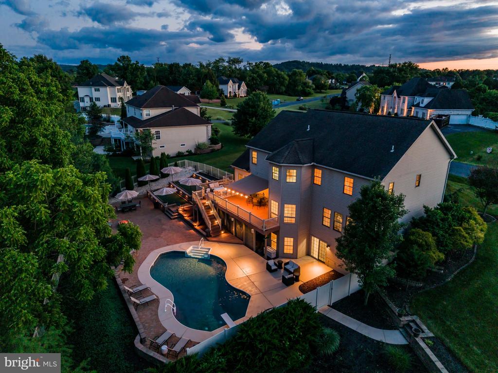 1428 WELLGATE LANE