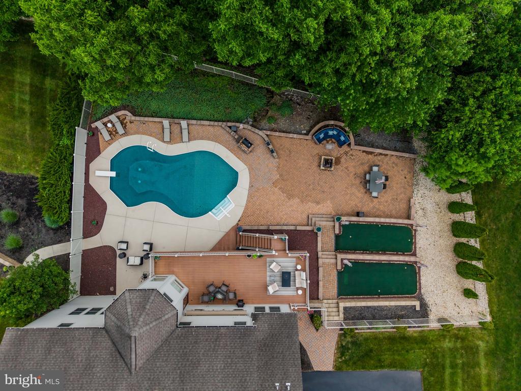 1428 WELLGATE LANE