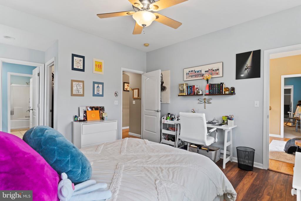 1428 WELLGATE LANE