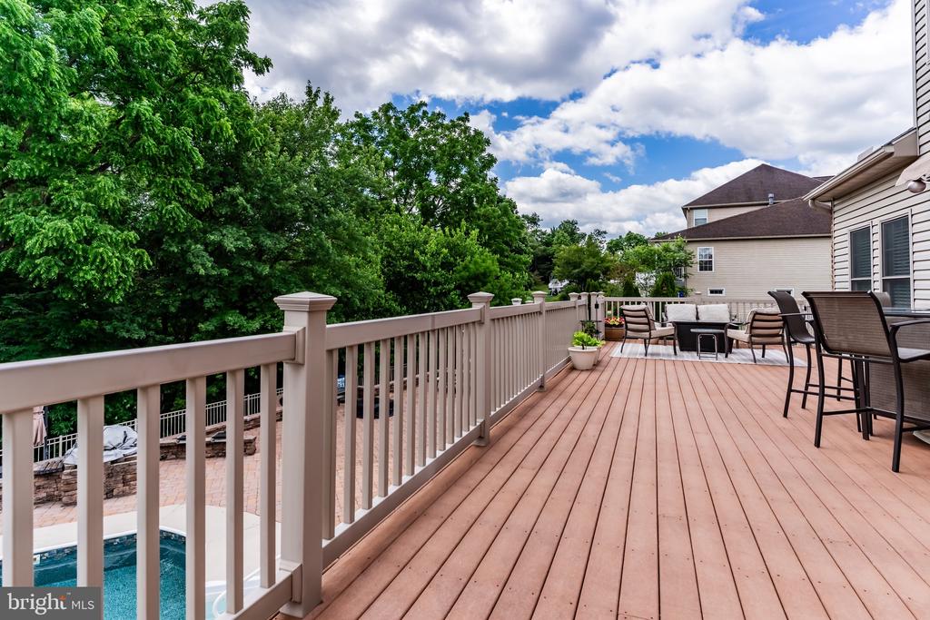 1428 WELLGATE LANE