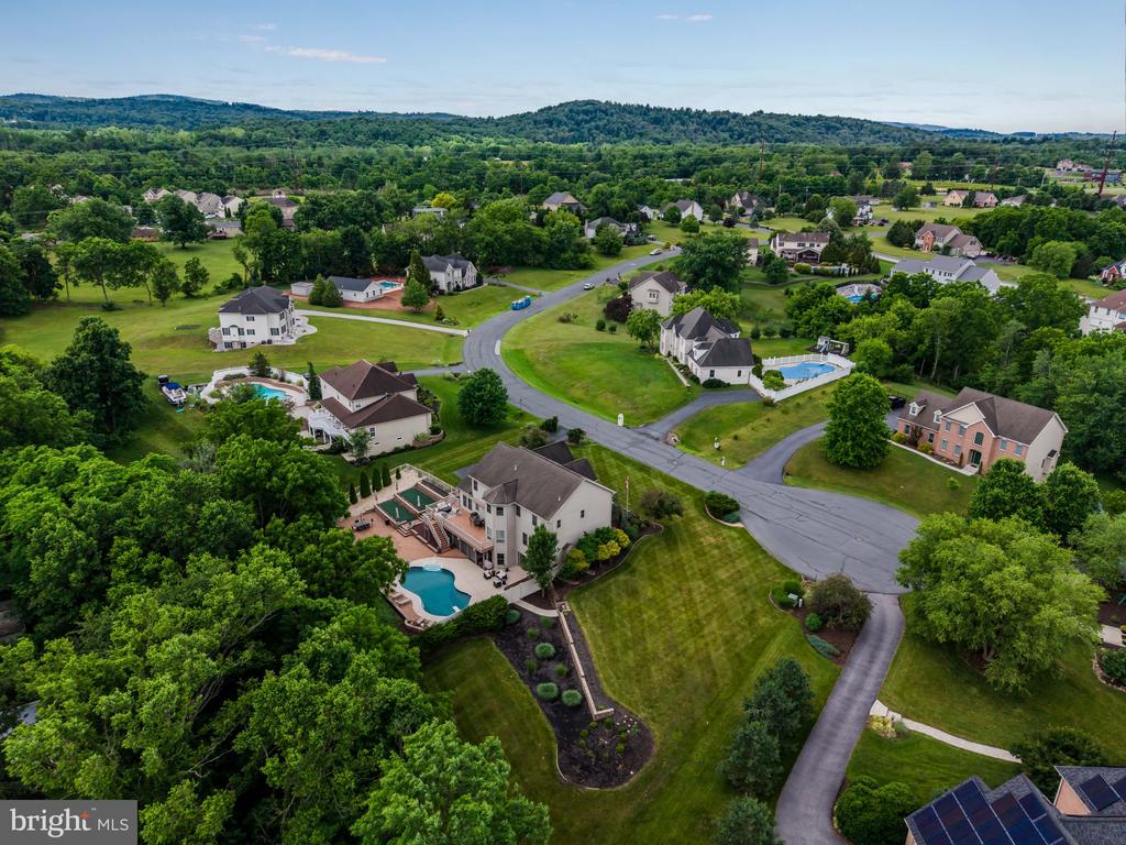 1428 WELLGATE LANE