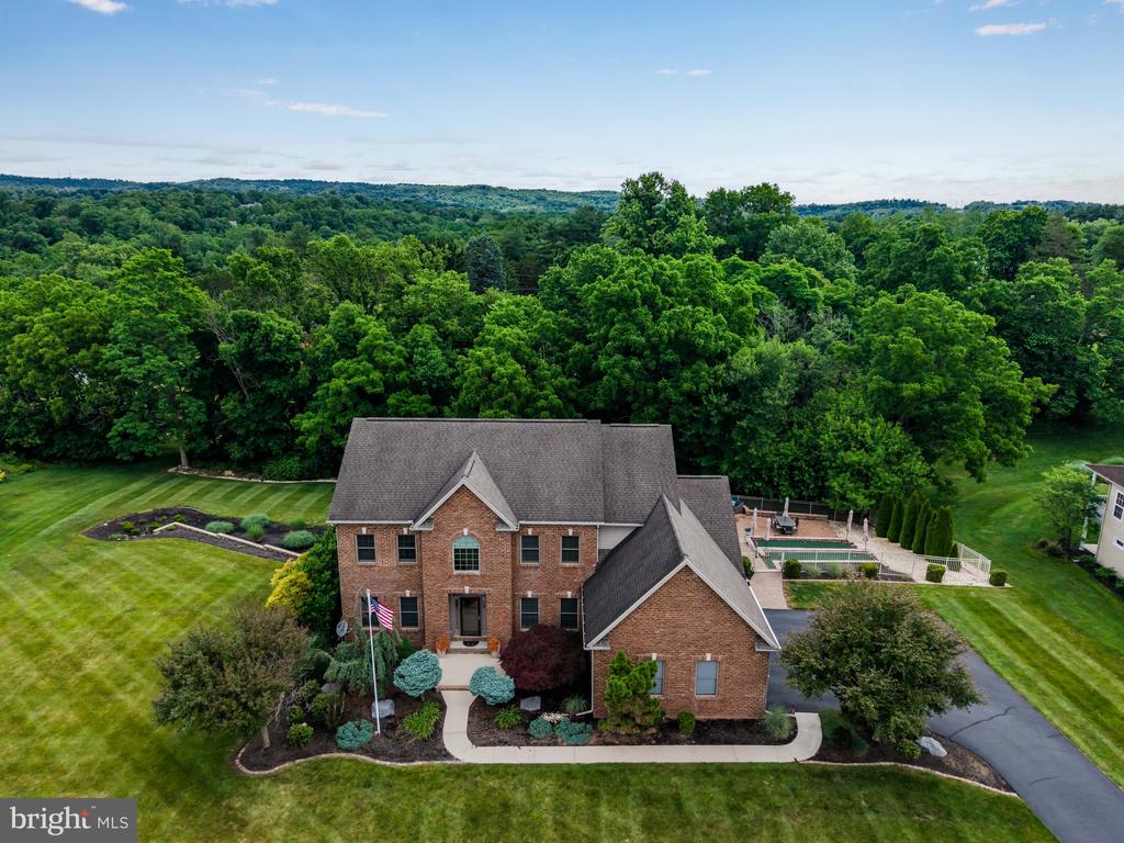 1428 WELLGATE LANE