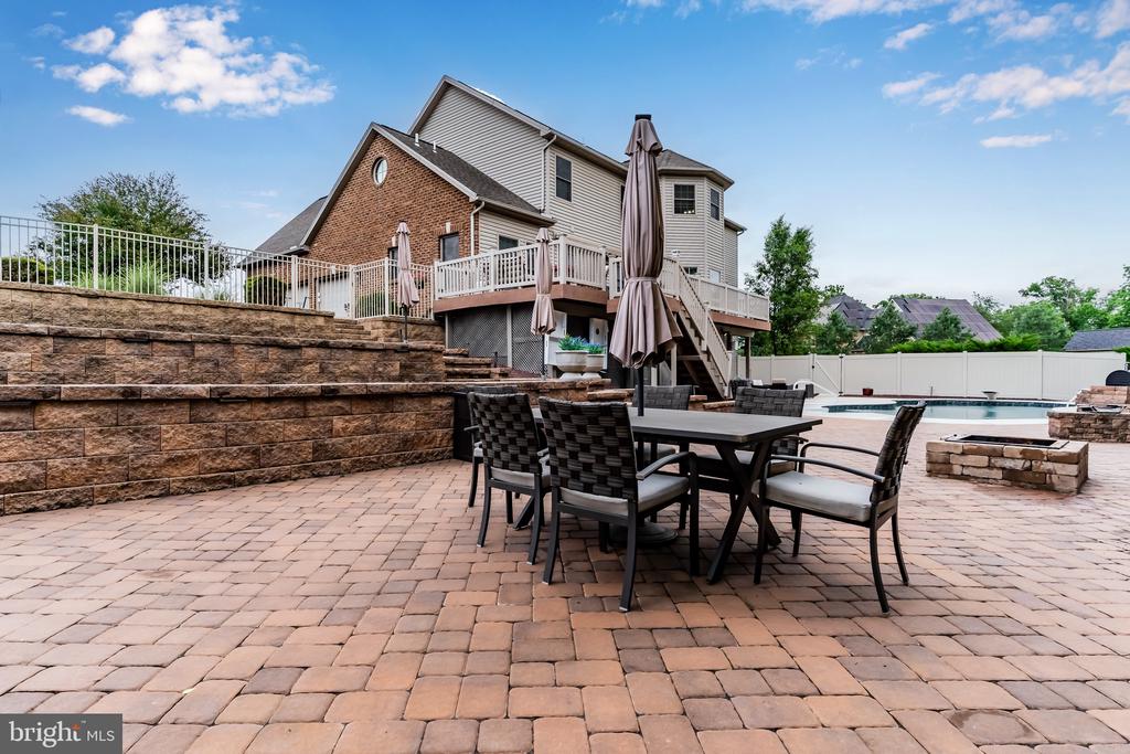 1428 WELLGATE LANE