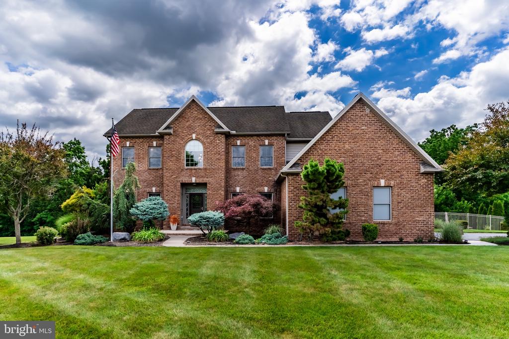 1428 WELLGATE LANE