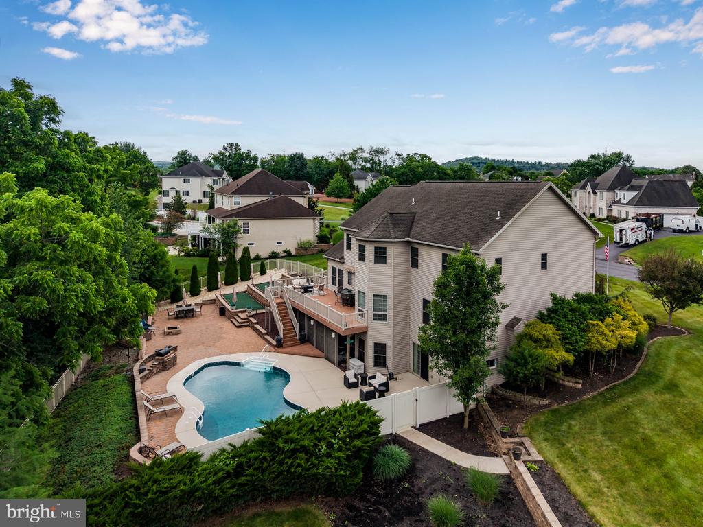 1428 WELLGATE LANE
