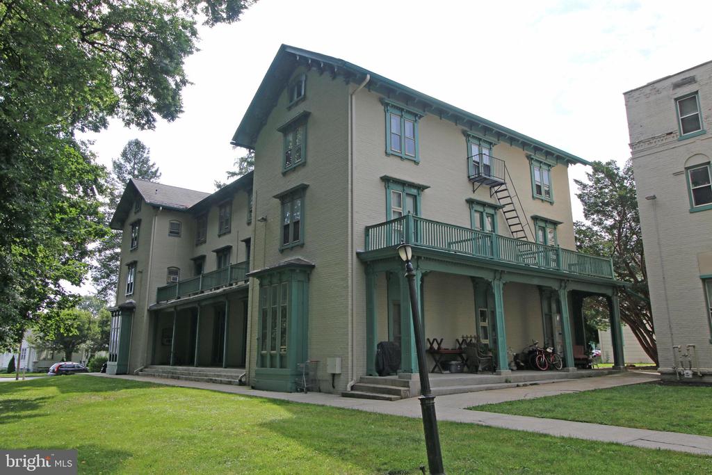 12 S FILBERT STREET C2