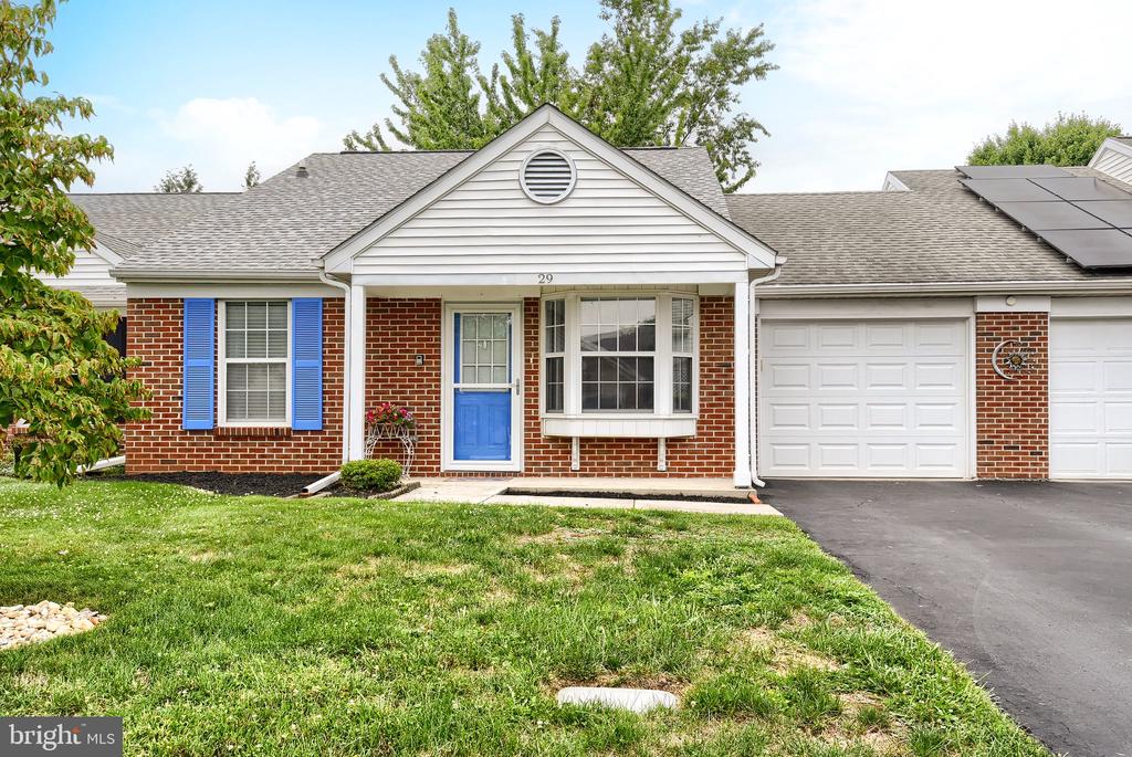 29 WESTFIELDS DRIVE