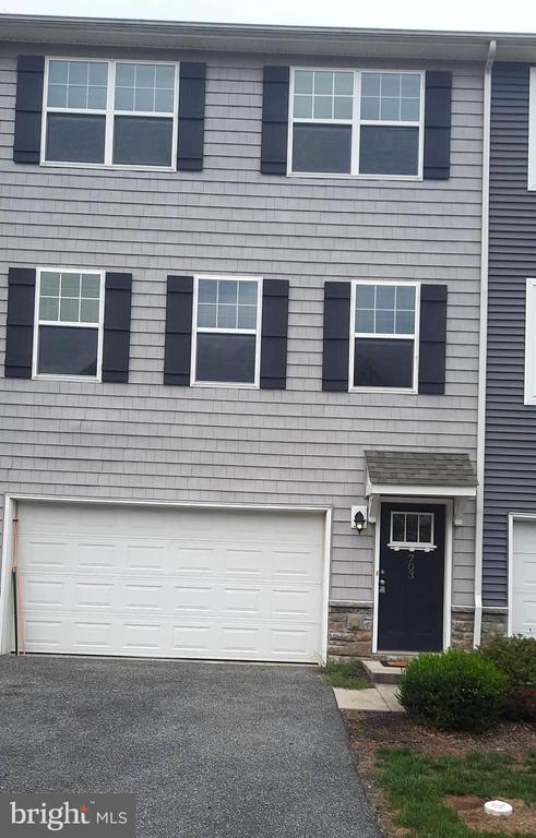 703 ADMIRALS QUAY DRIVE