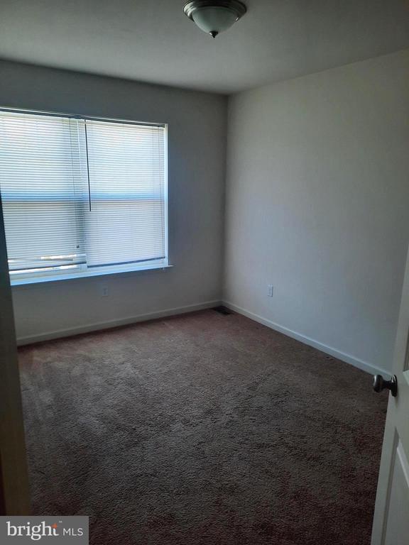 702 ADMIRALS QUAY DRIVE