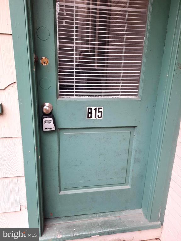 12 S FILBERT STREET Unit: B15