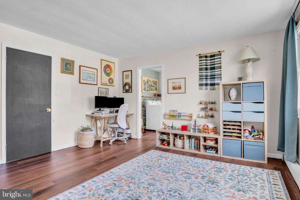 400 BEACON HILL ROAD