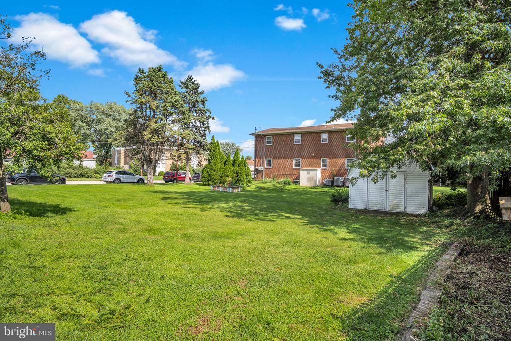 400 BEACON HILL ROAD