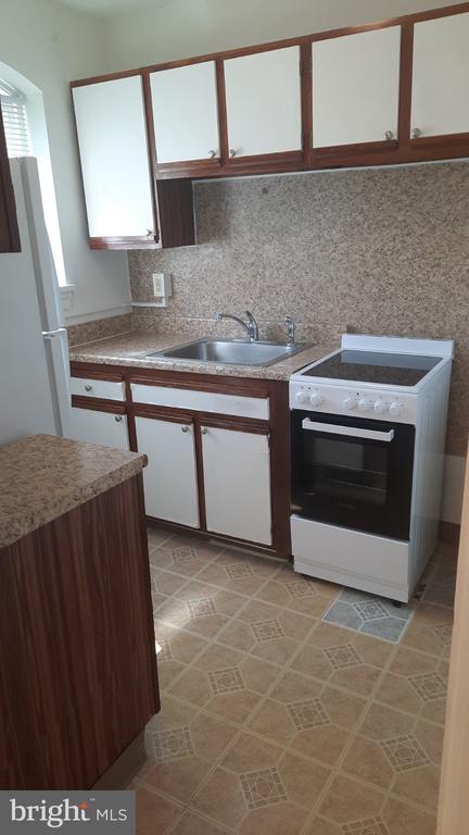 12 S FILBERT STREET Unit: C14