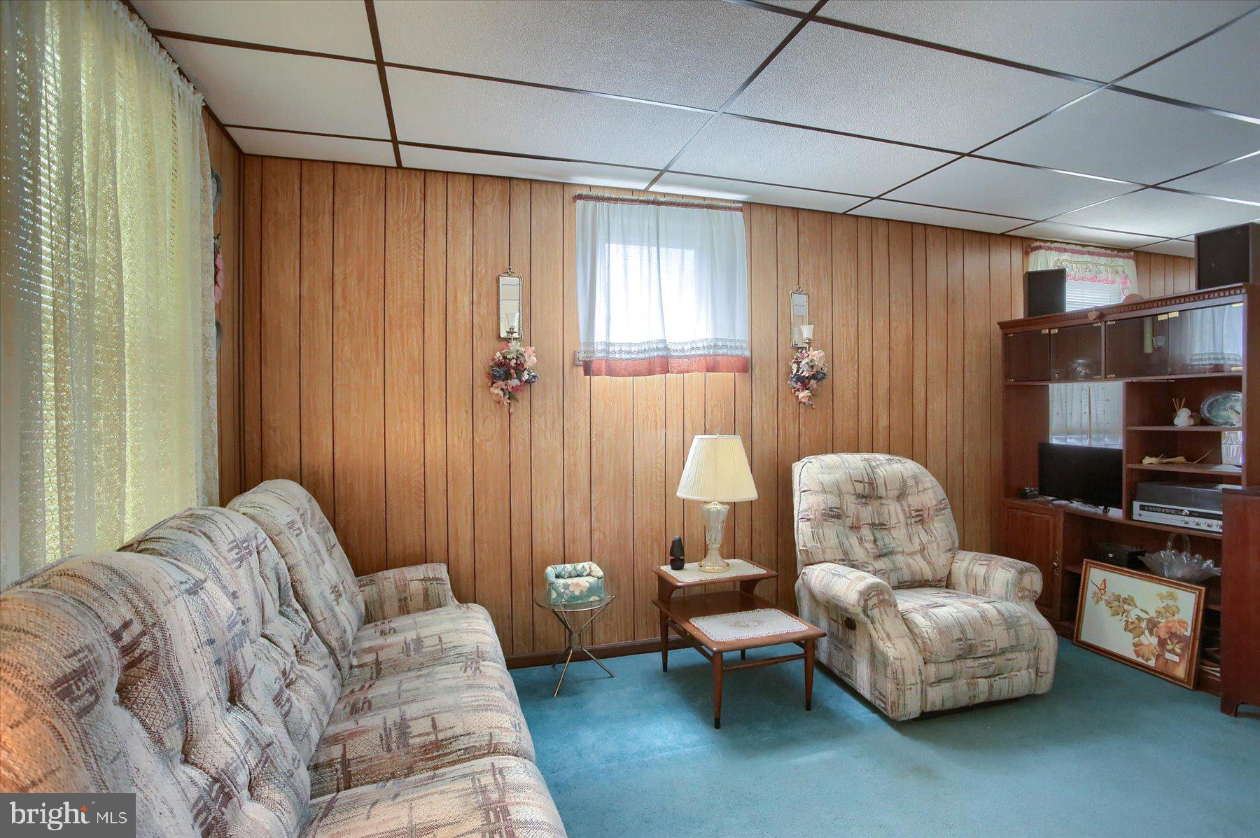 1725 Sycamore