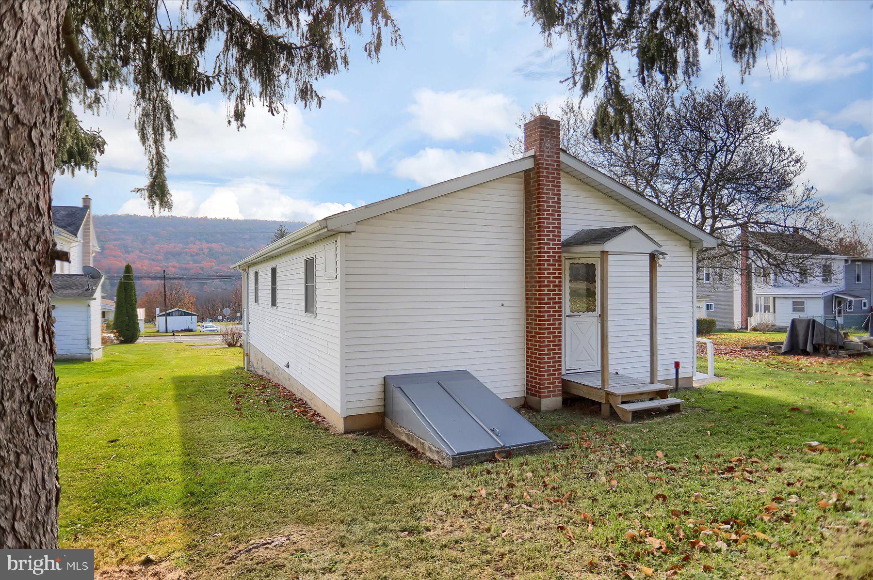 616 Pottsville St