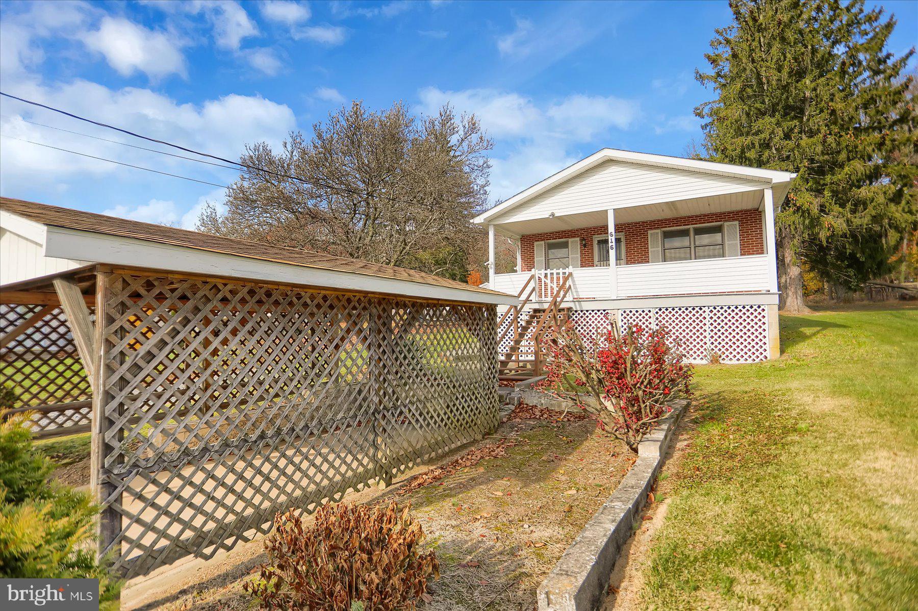 616 Pottsville St