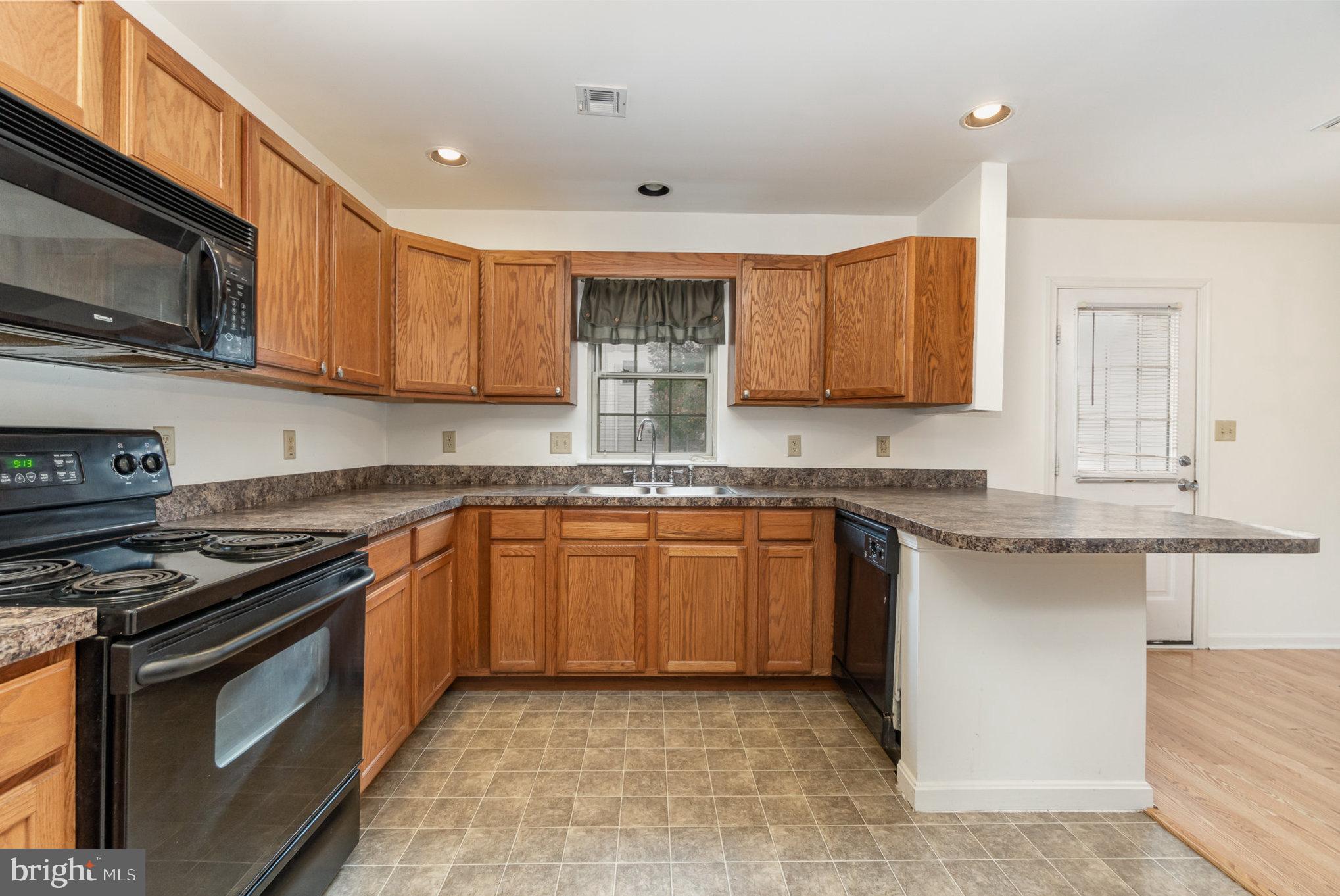 218 Saddle Ridge Dr