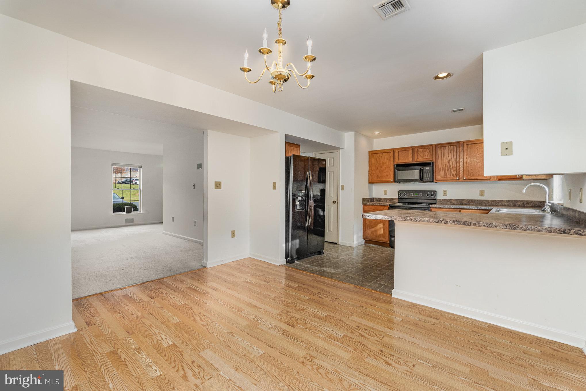 218 Saddle Ridge Dr