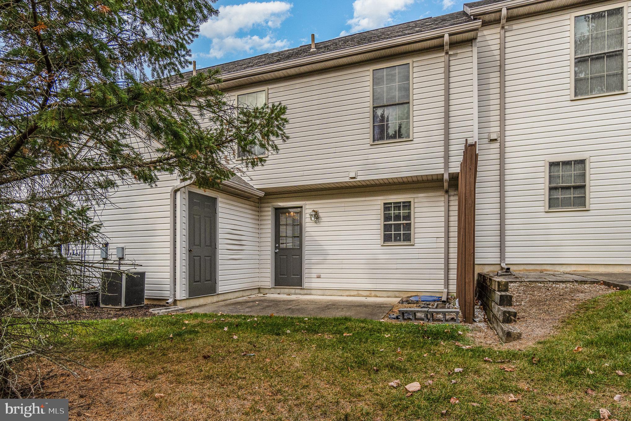 218 Saddle Ridge Dr