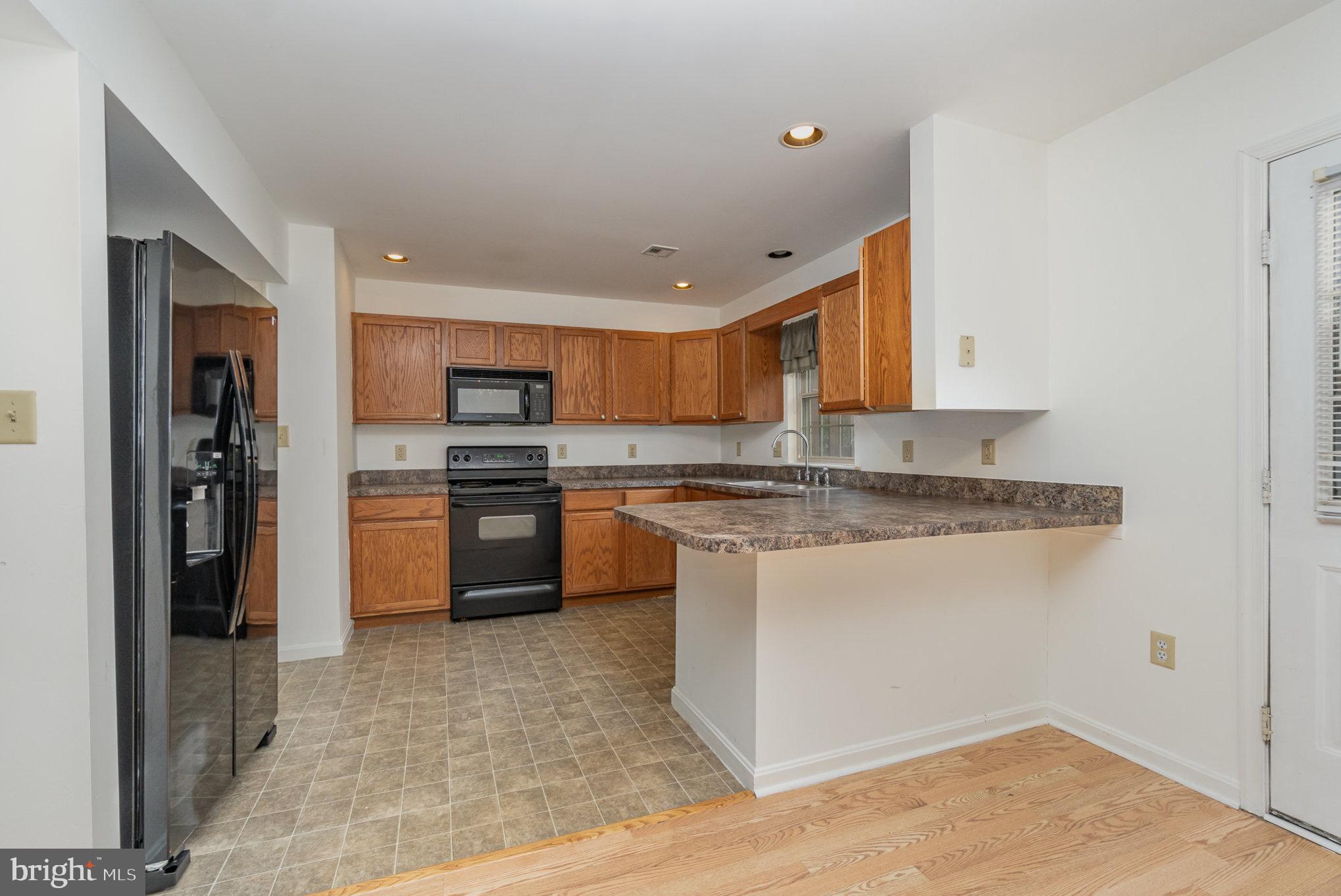 218 Saddle Ridge Dr
