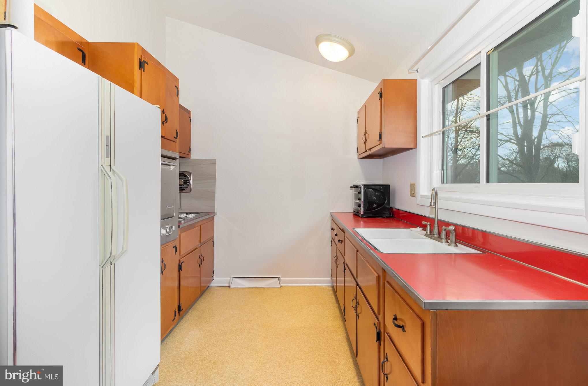 3211 Batesfield Rd