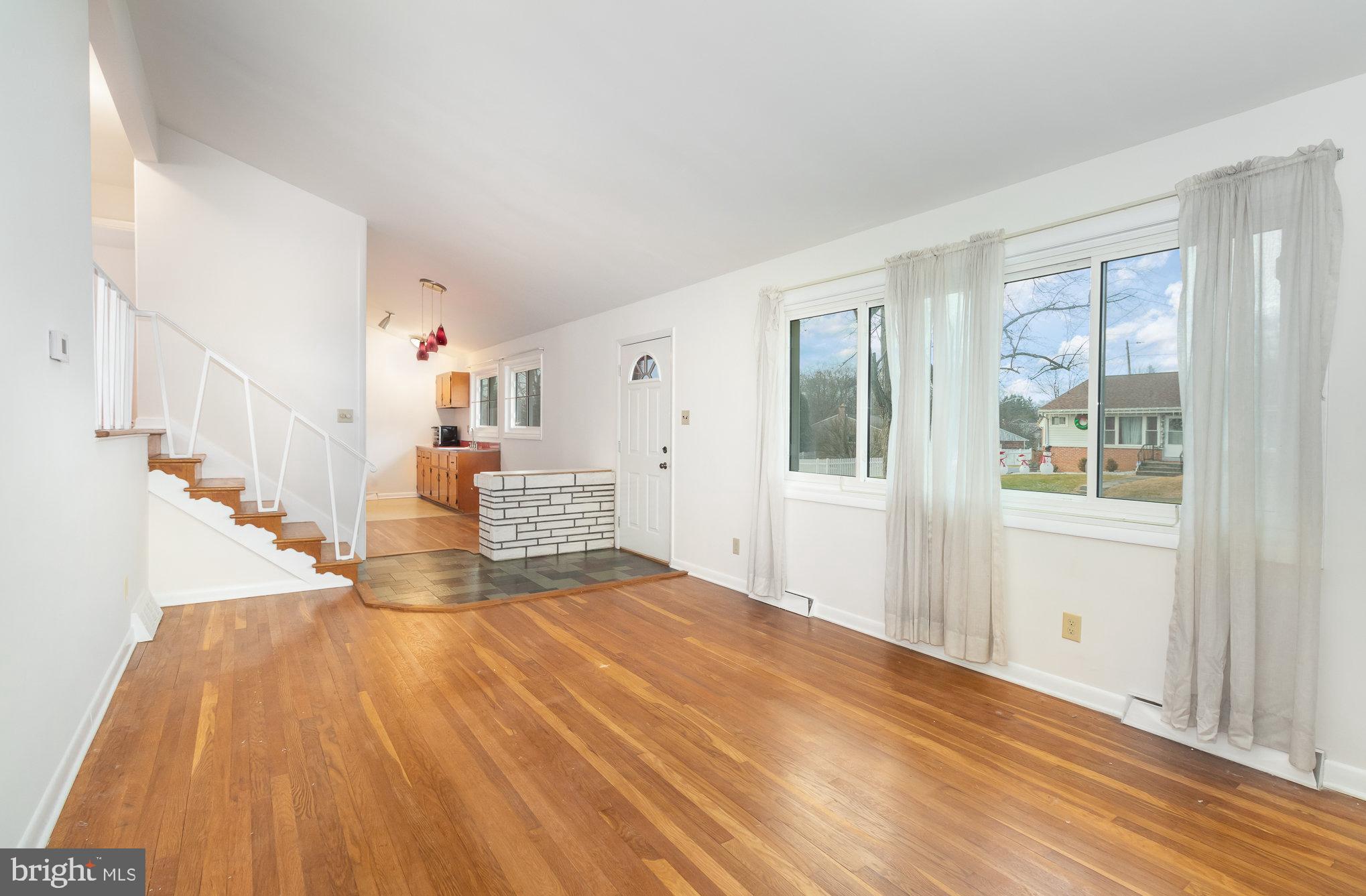 3211 Batesfield Rd