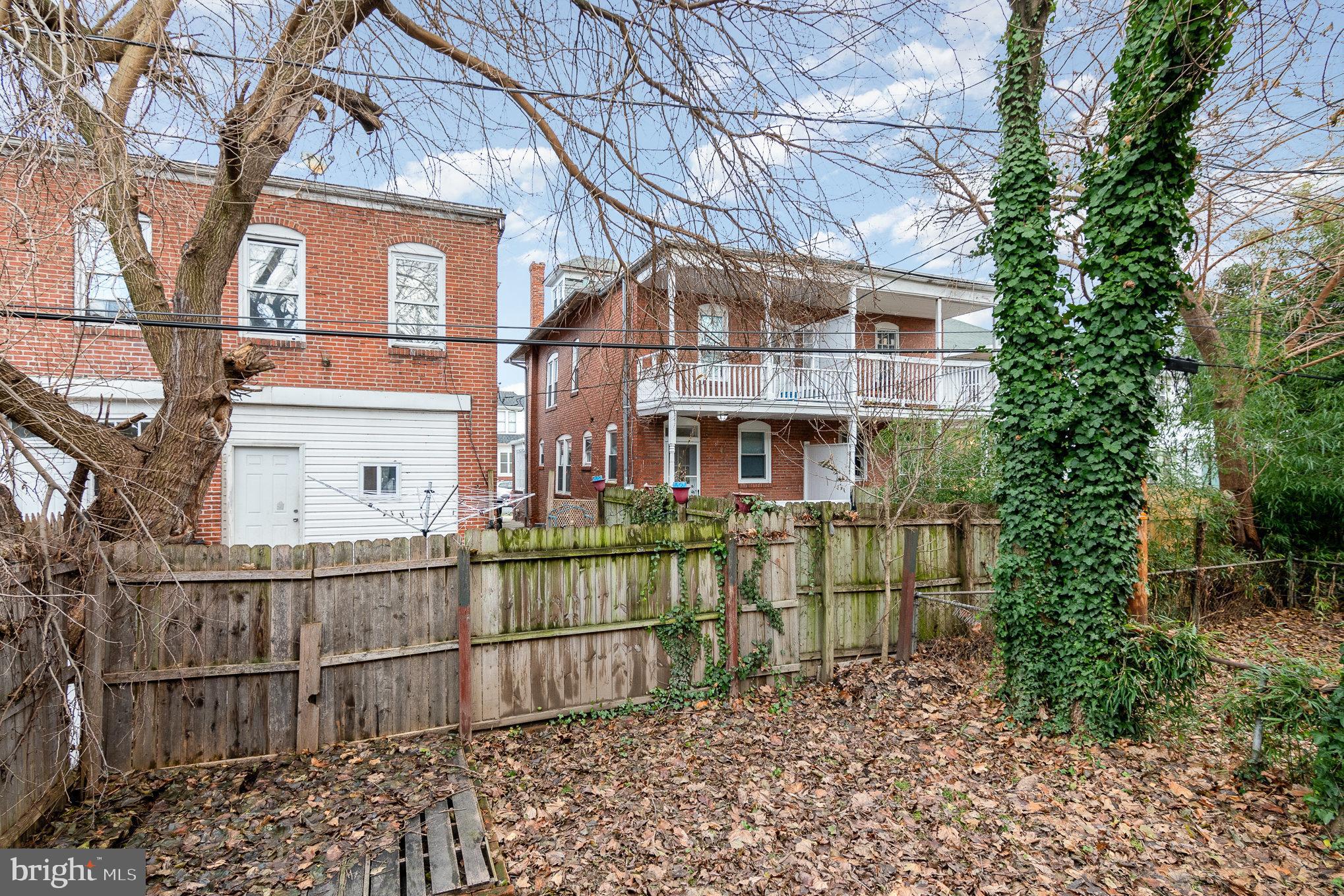 2315 Penn St