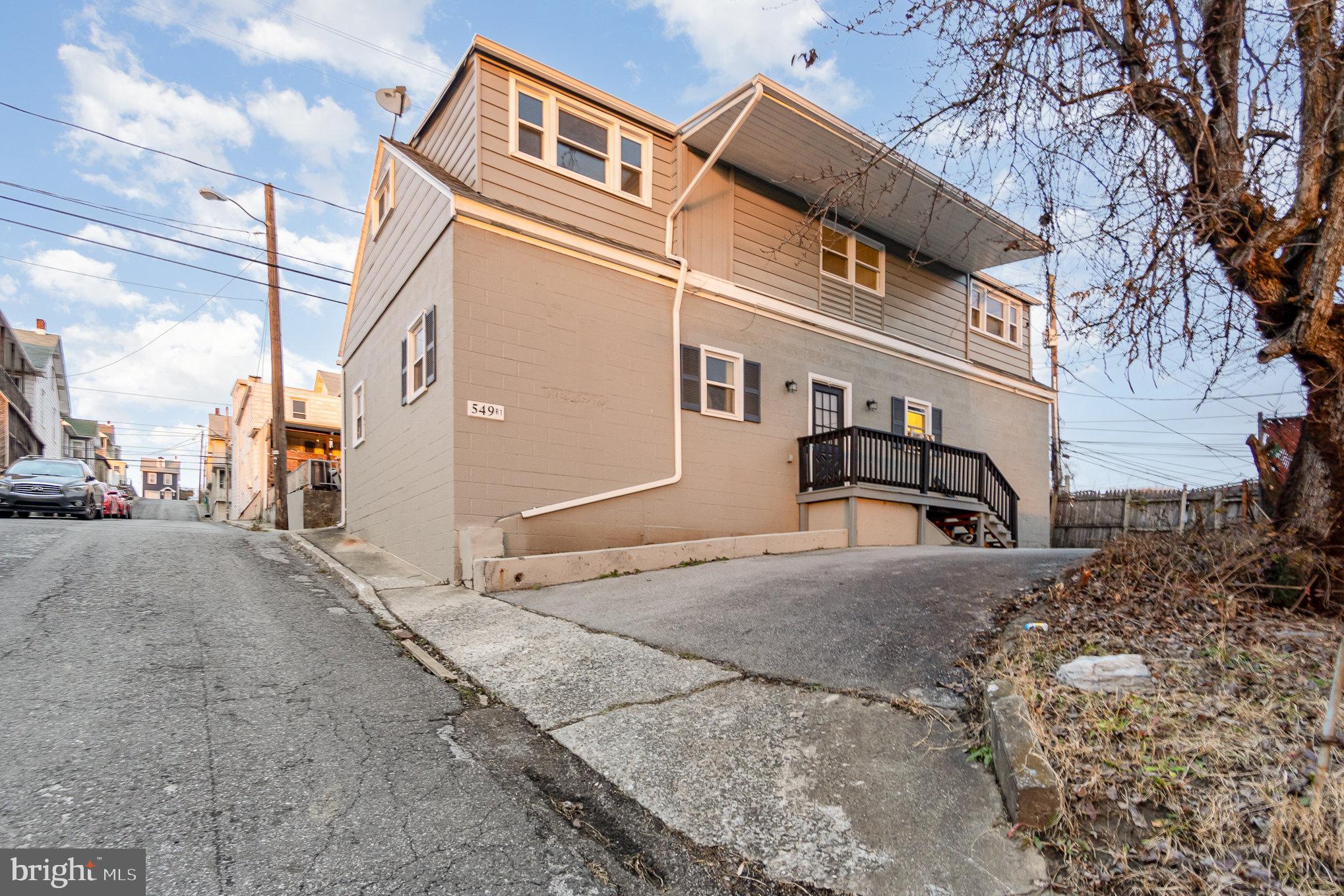 549 N Front St