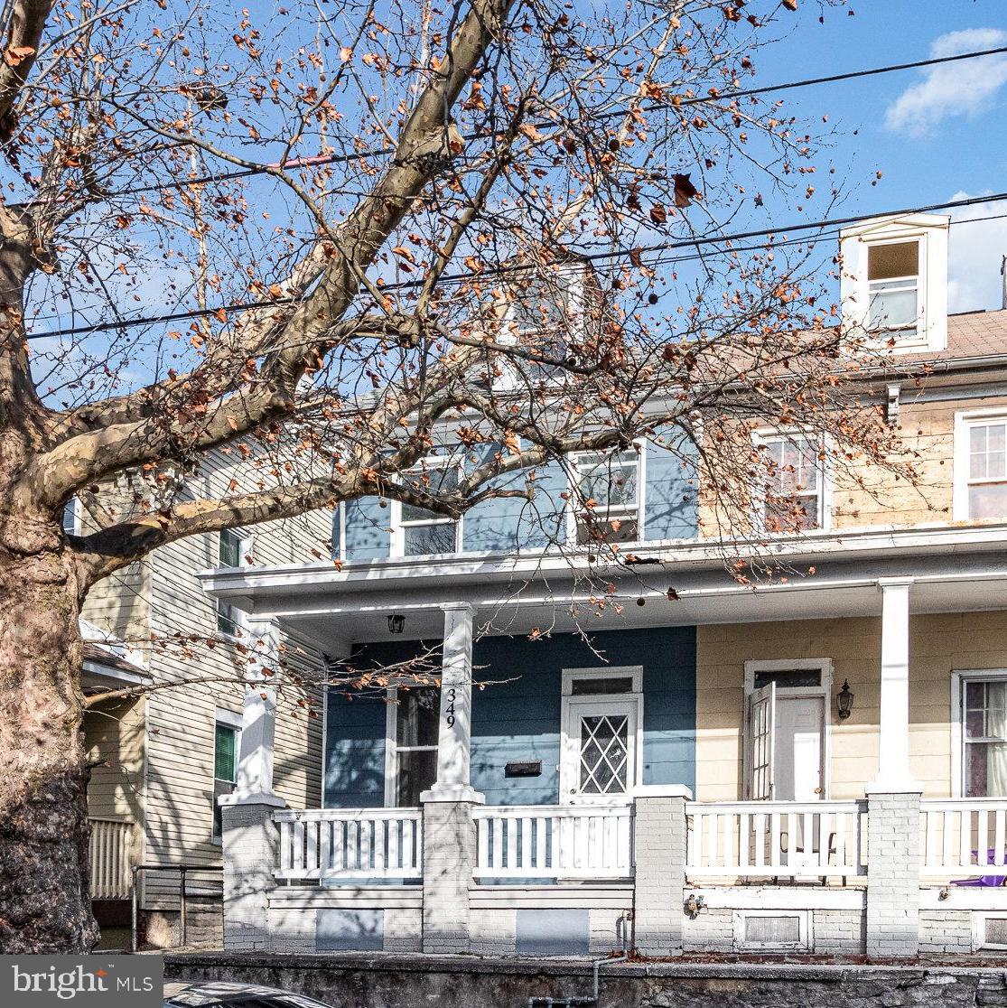 349 S 2nd St