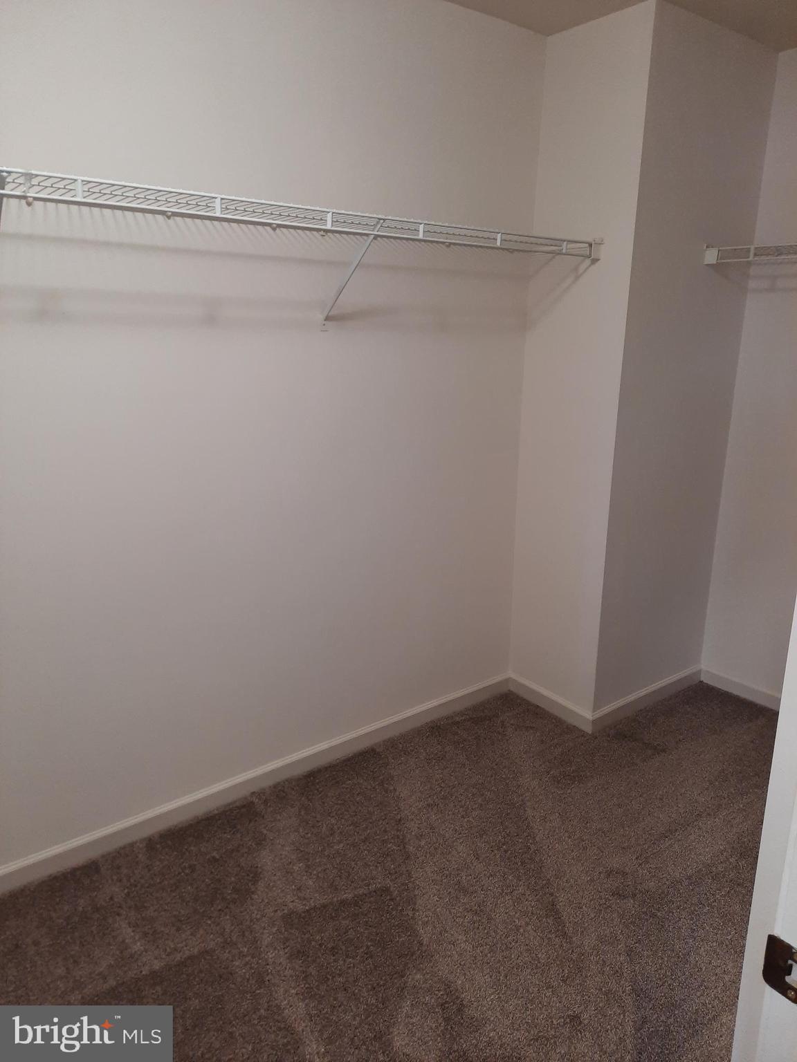 22 Carousel Cir
