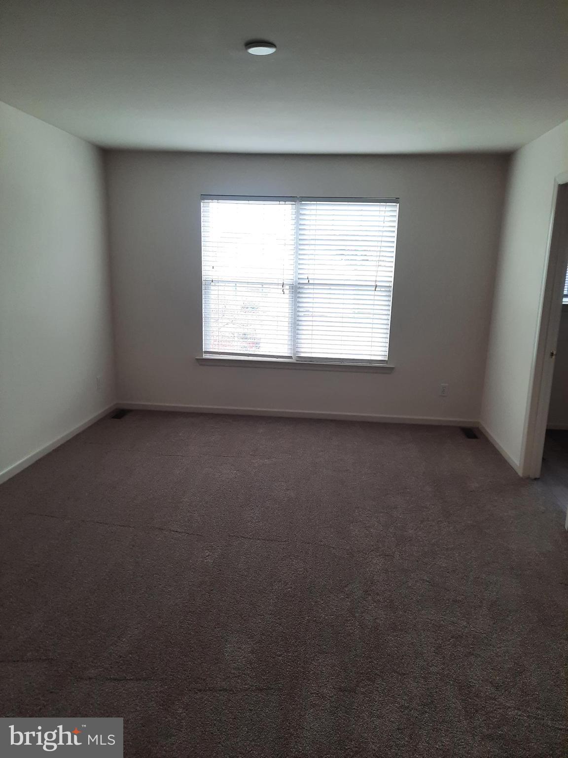 22 Carousel Cir