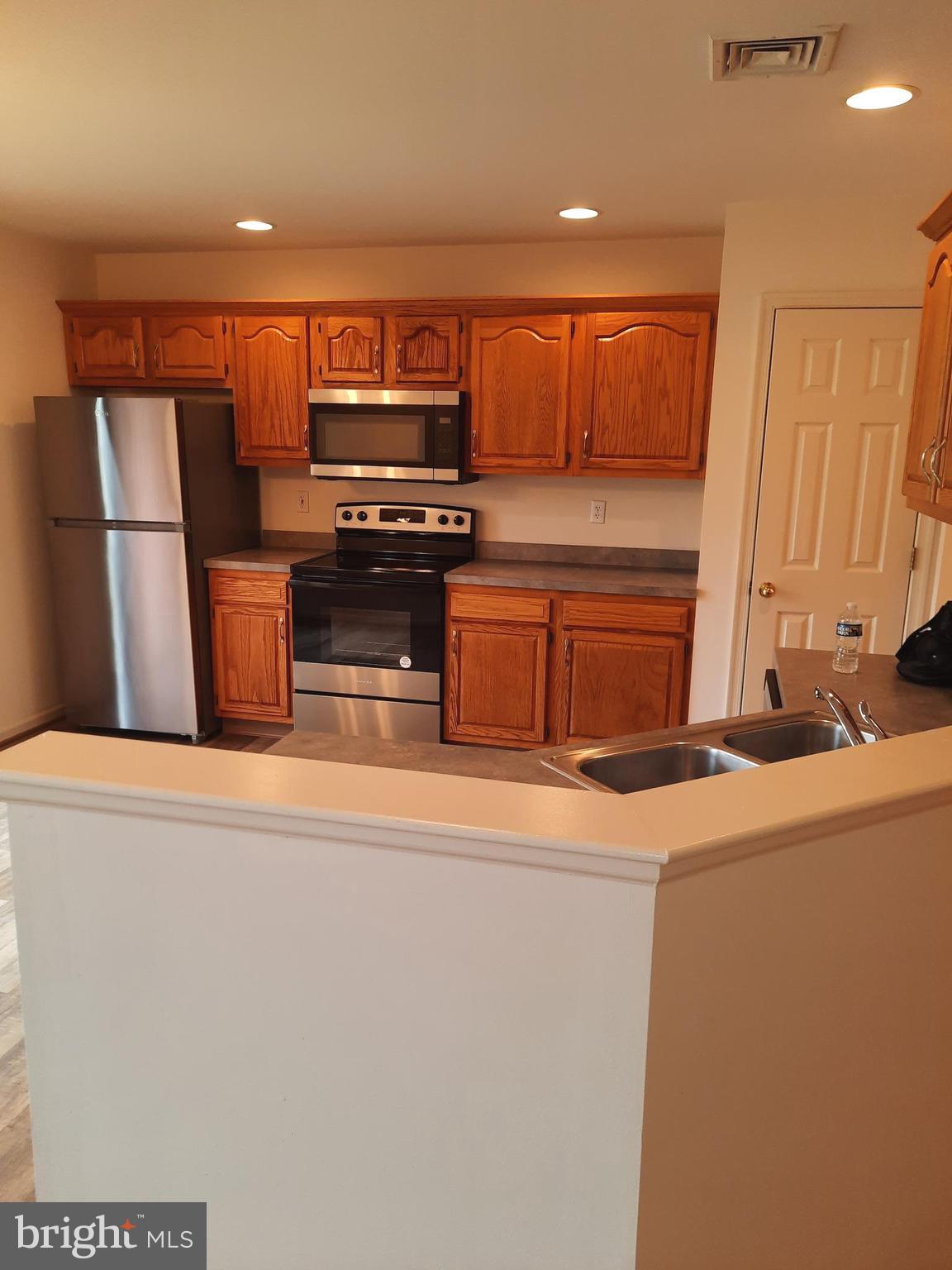 22 Carousel Cir