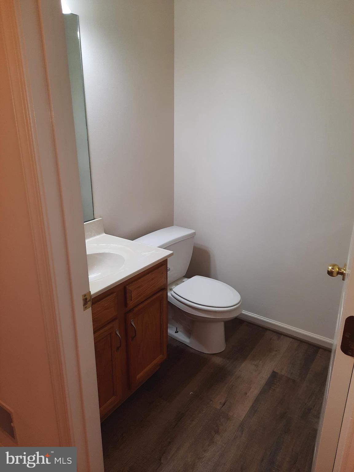 22 Carousel Cir