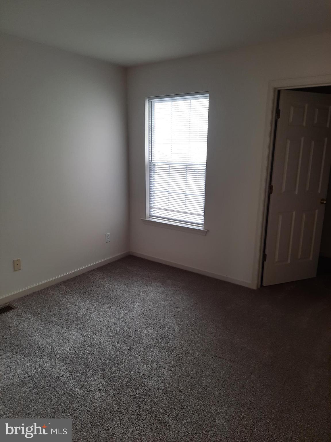 22 Carousel Cir