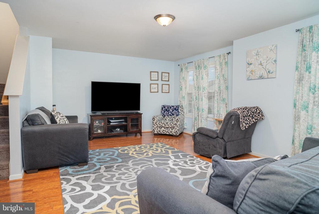 6120 Terry Davis Ct