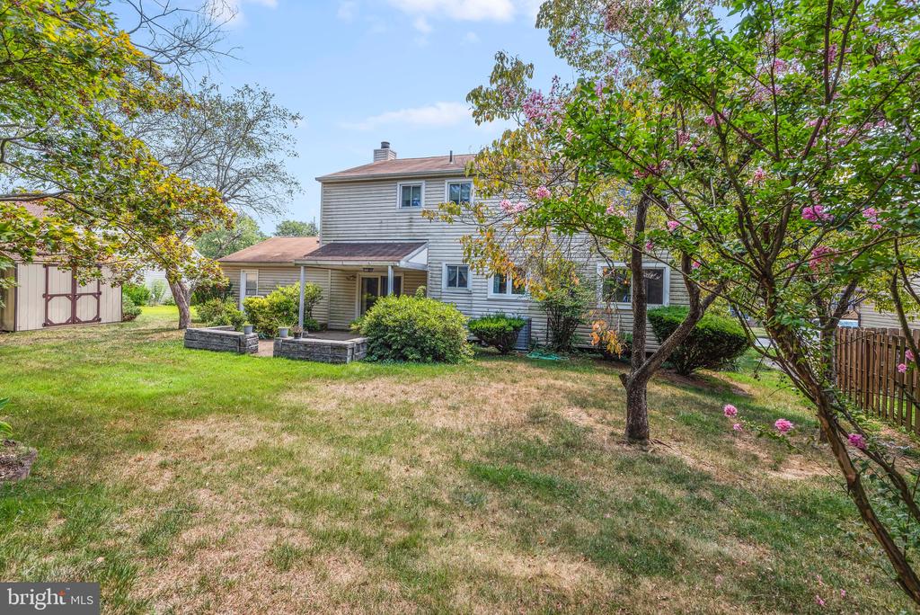 4830 Sweetbrier Ter