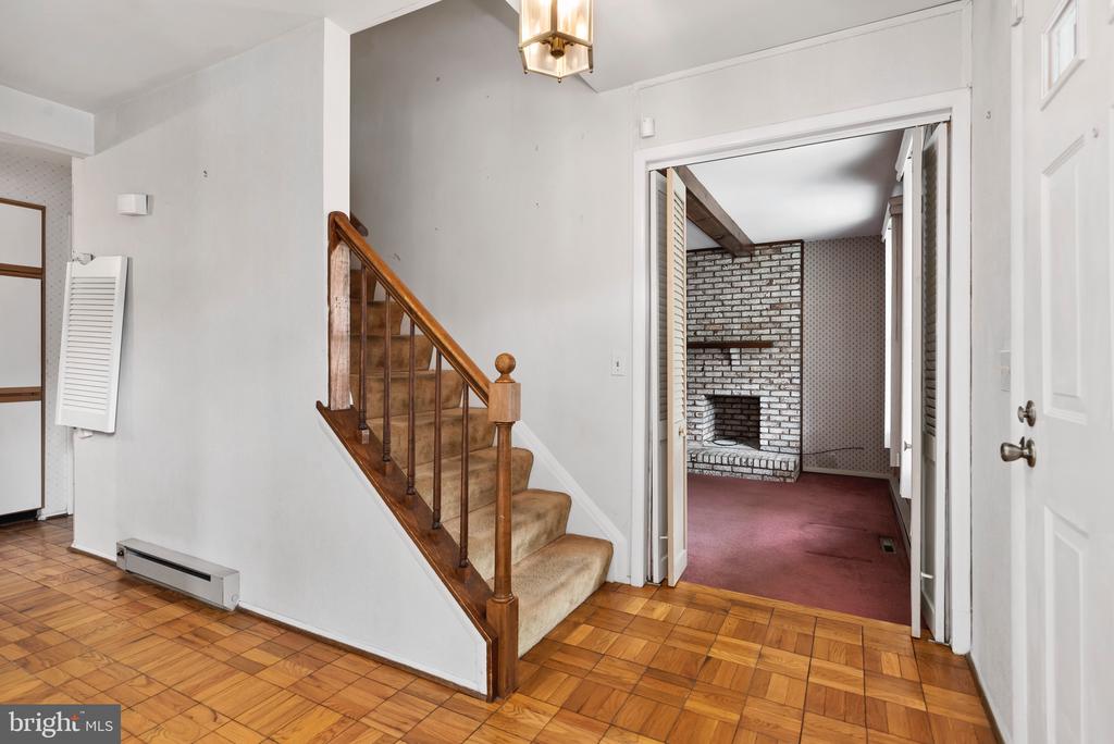 4830 Sweetbrier Ter