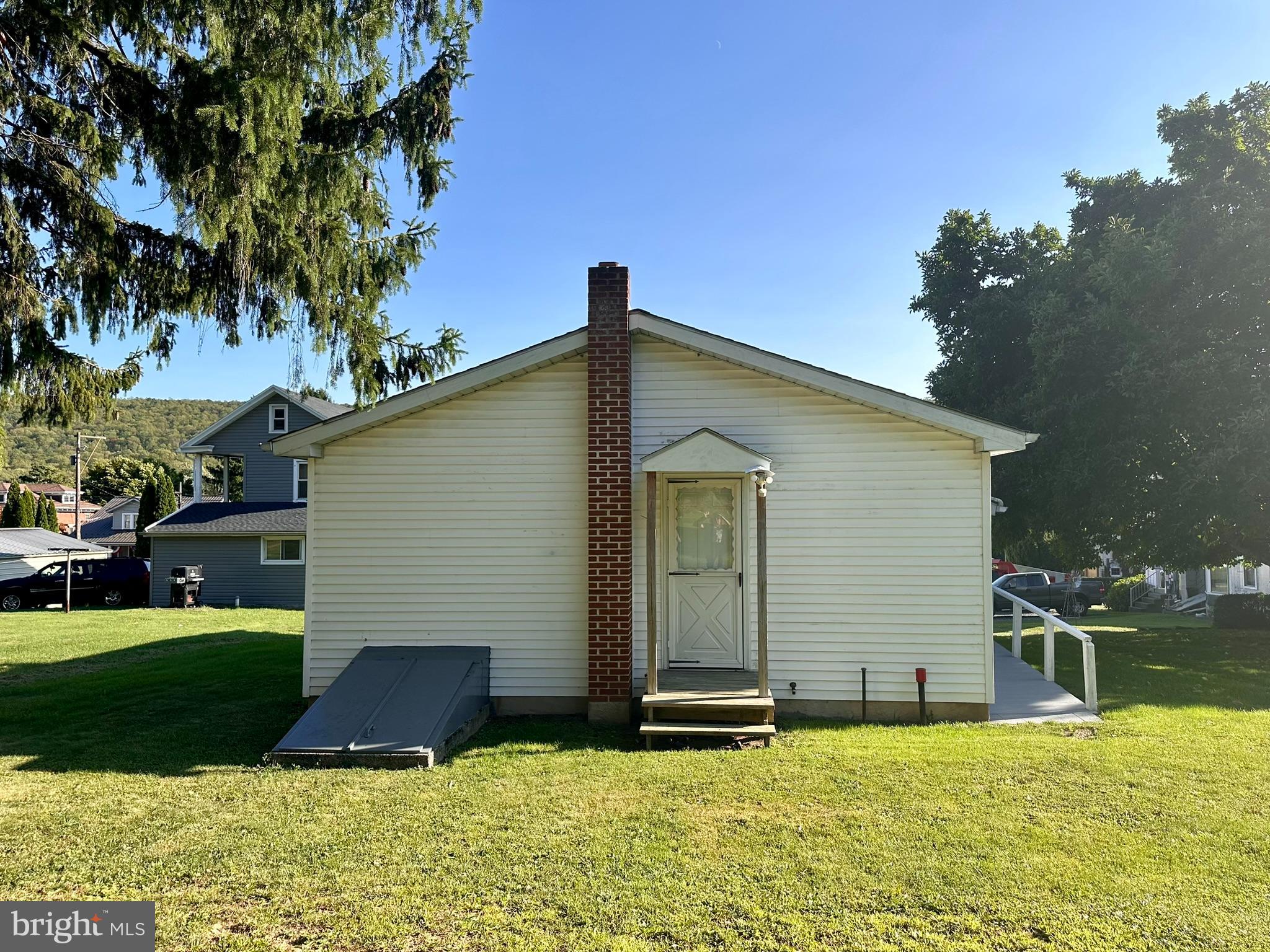 616 Pottsville St