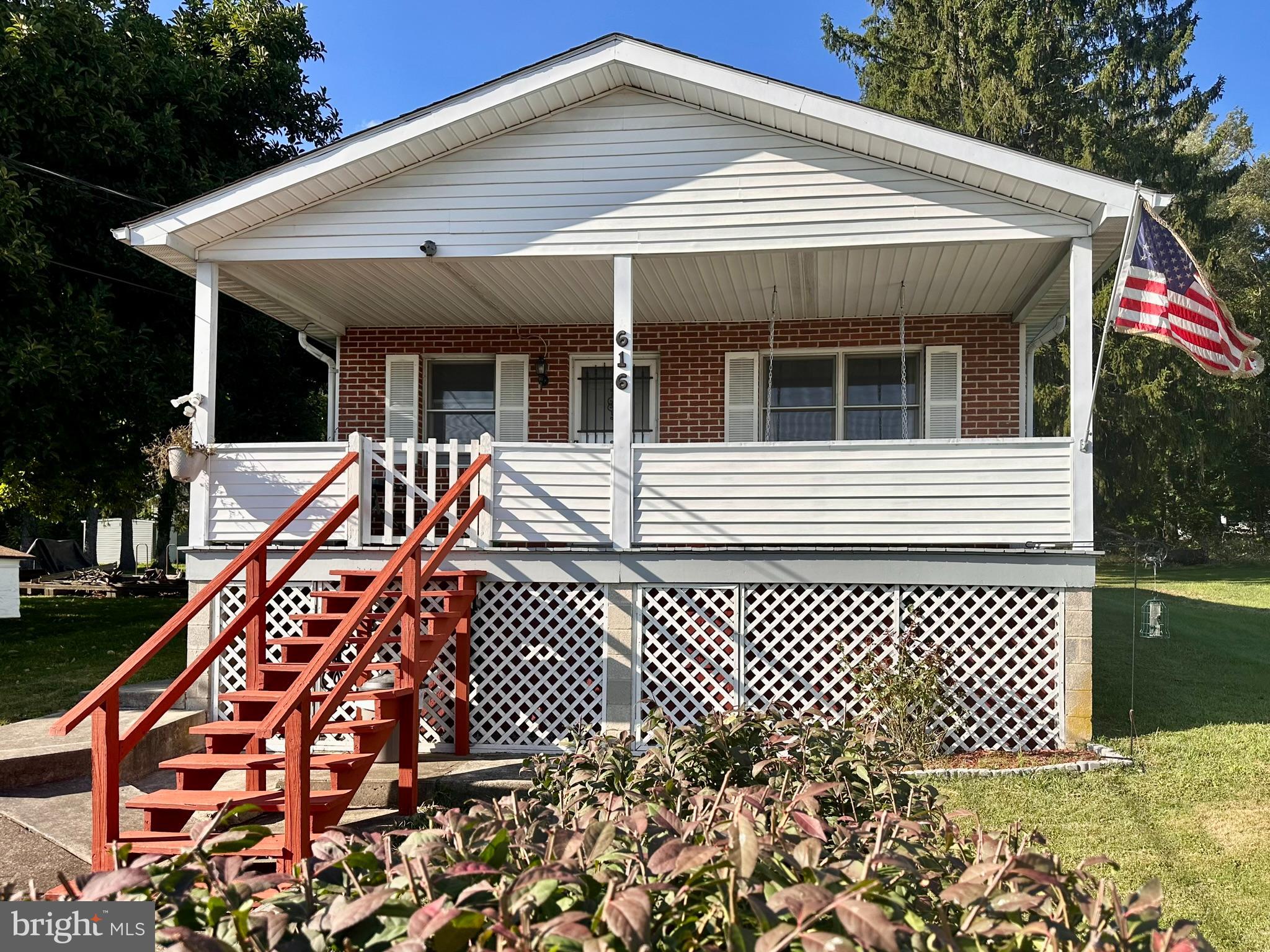 616 Pottsville St
