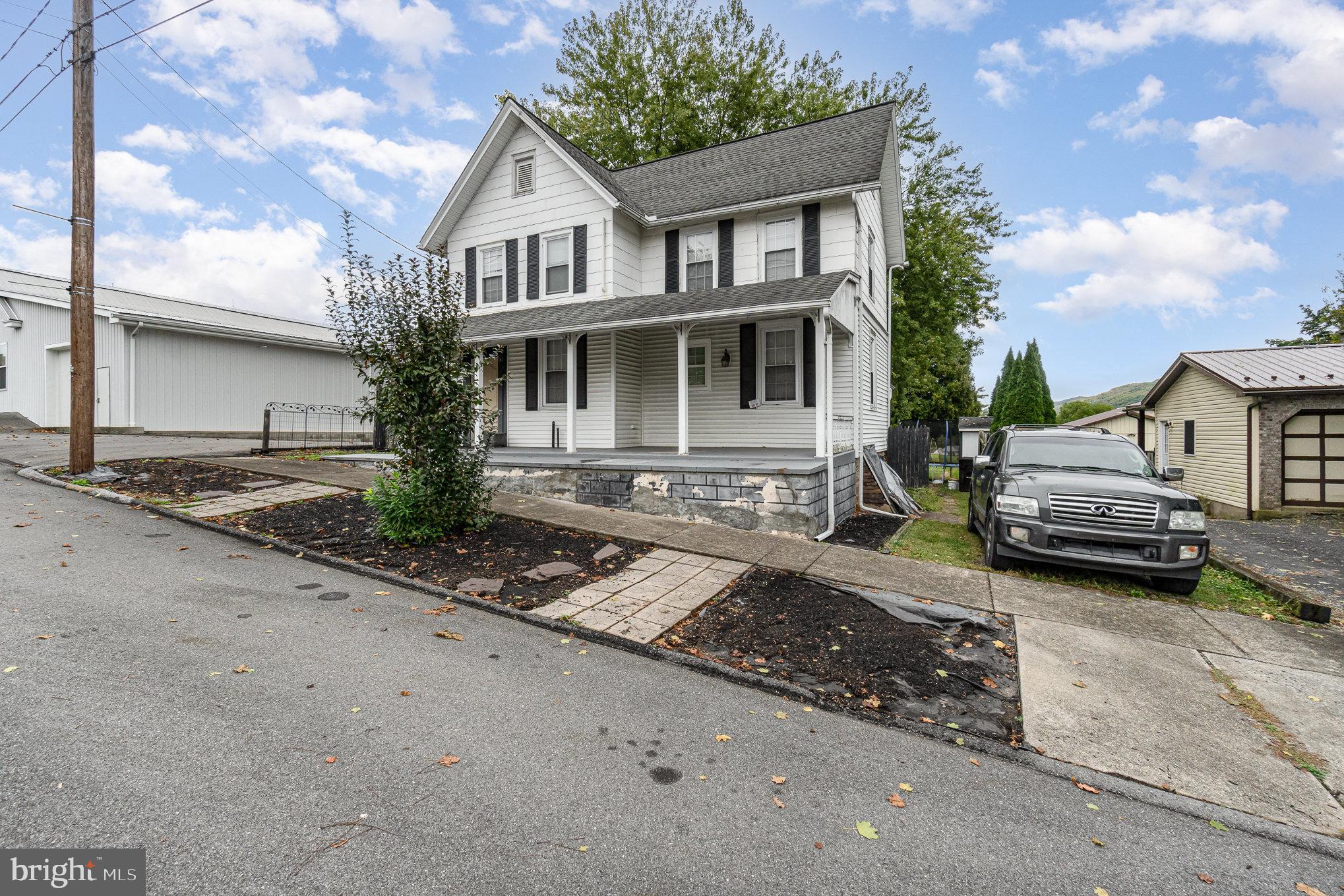 148 N Union St