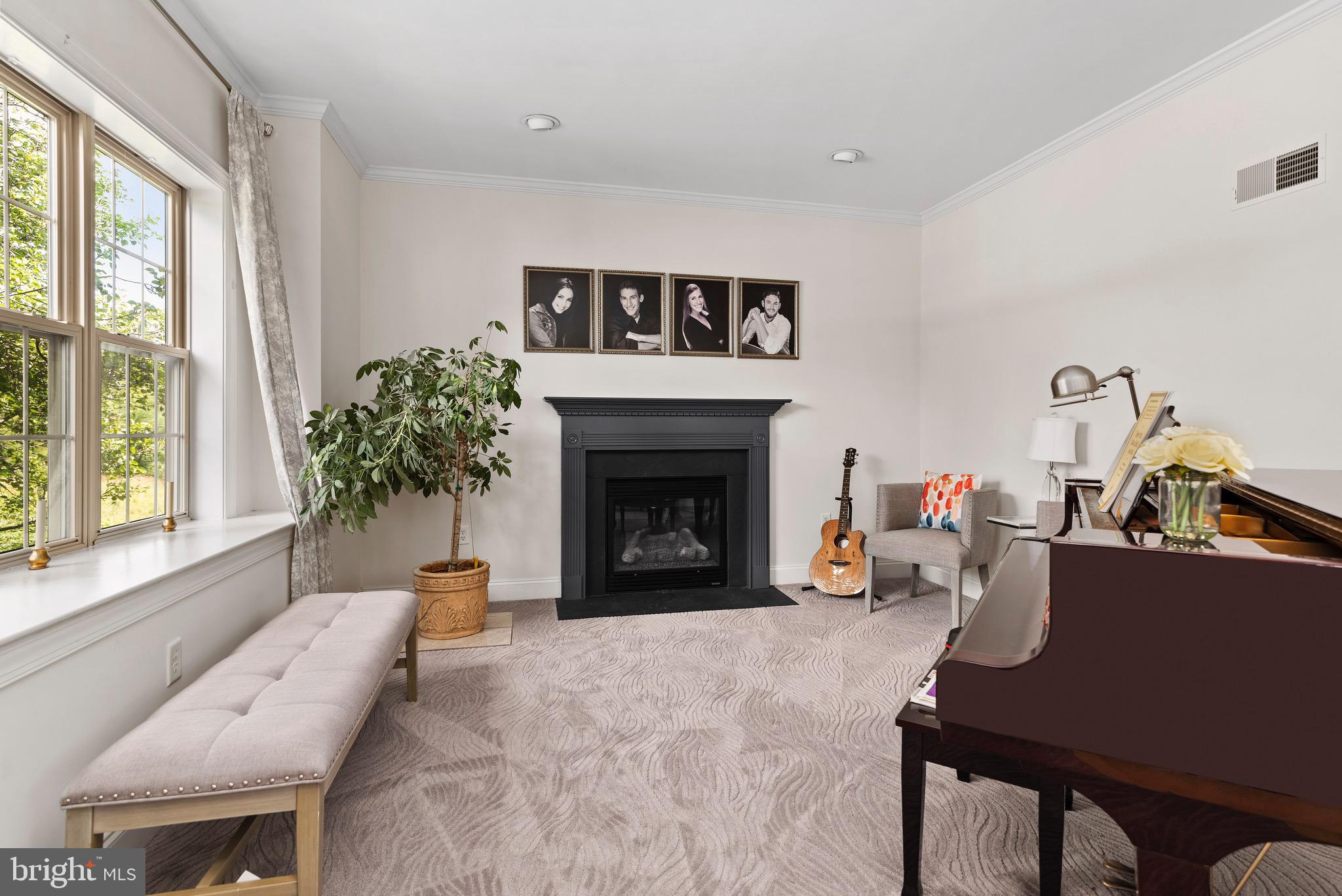 2749 Westhampton Ter