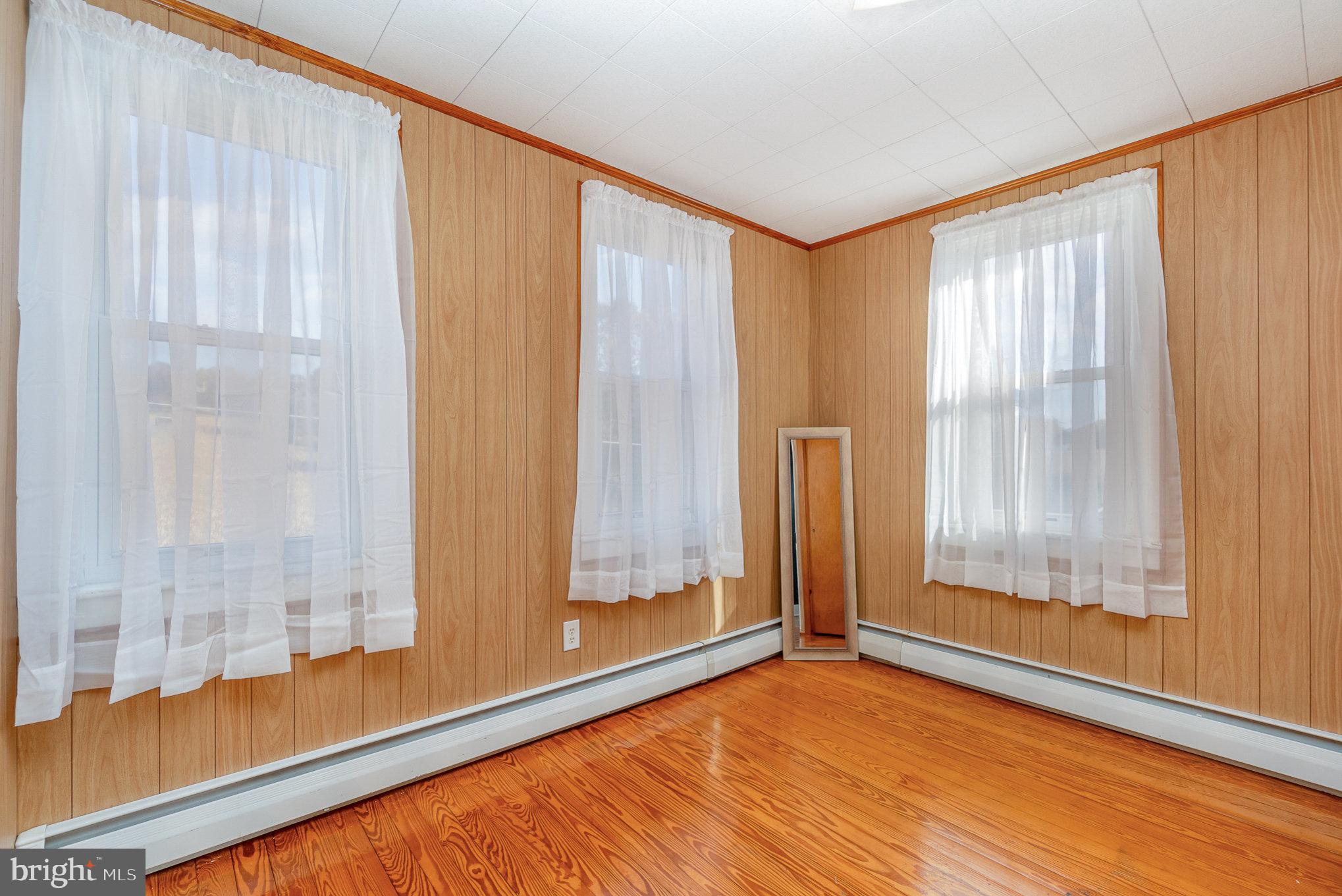 1599 Powells Valley Rd