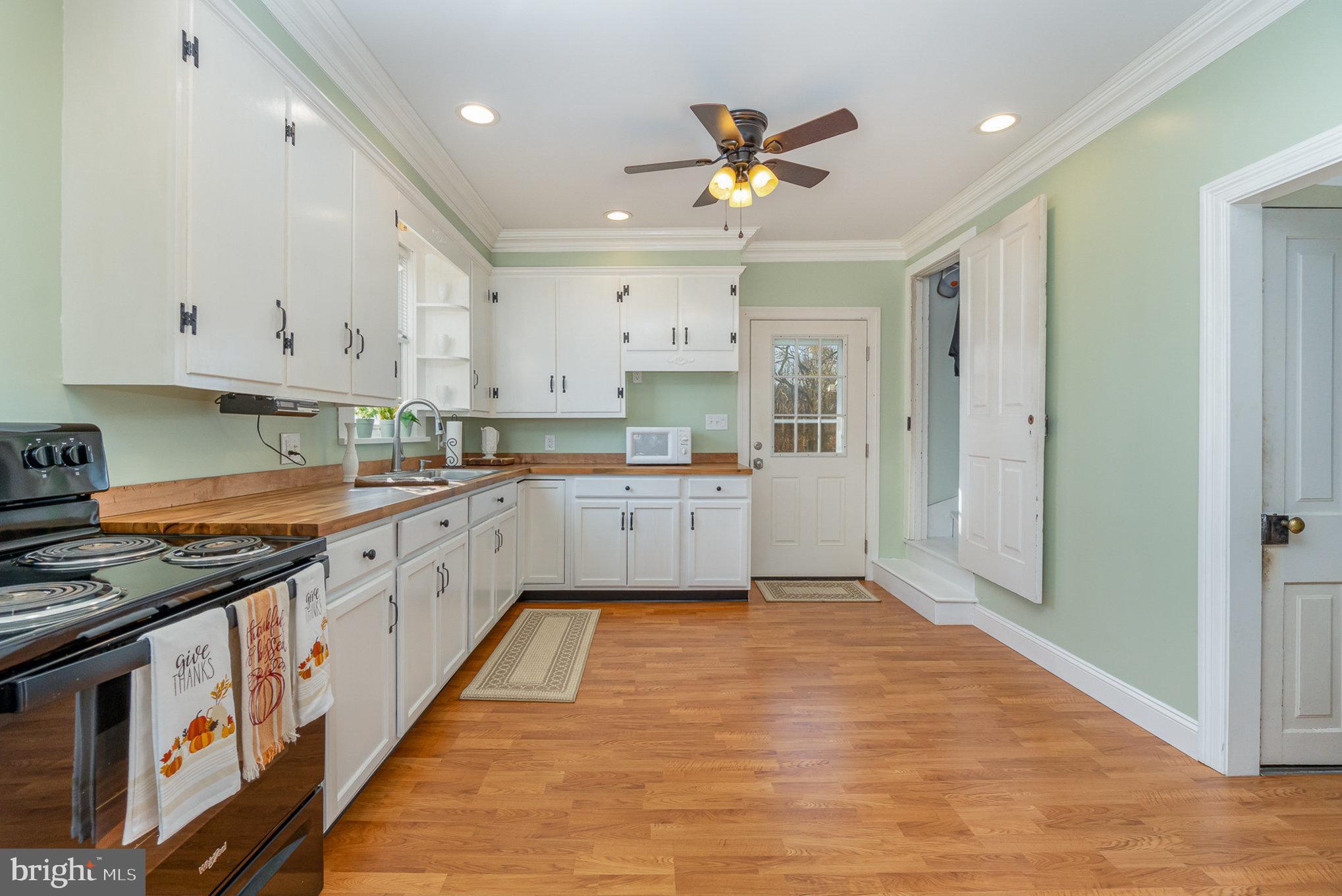 1599 Powells Valley Rd