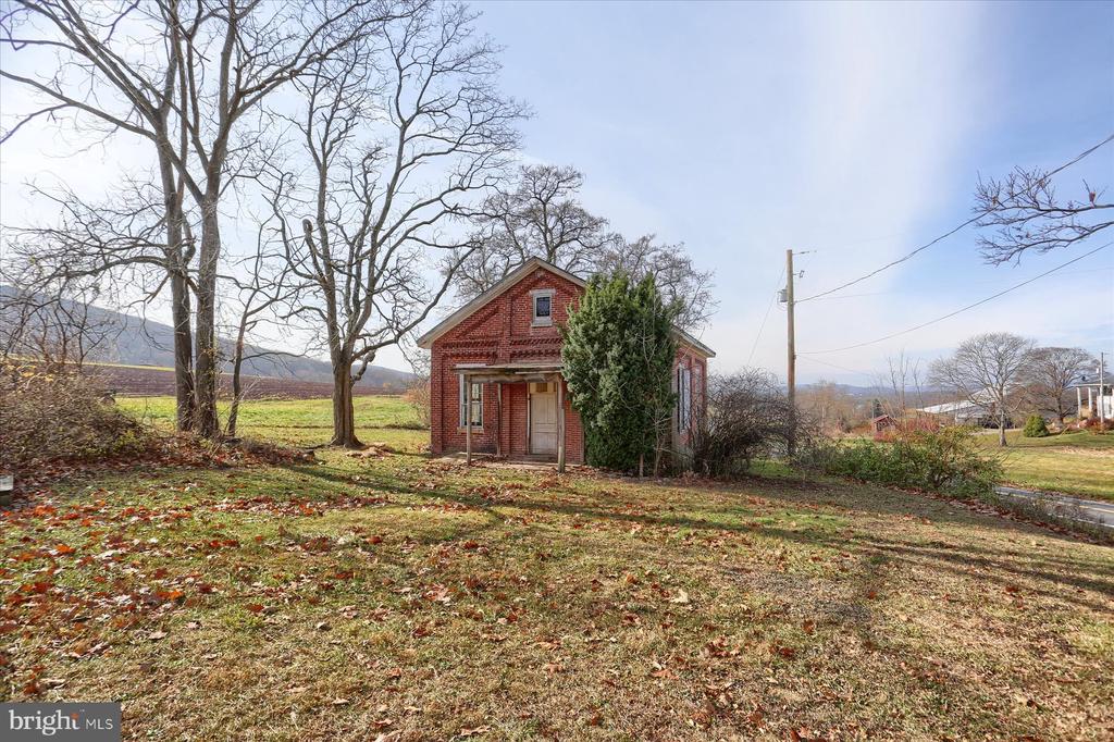 711 Rutter Rd