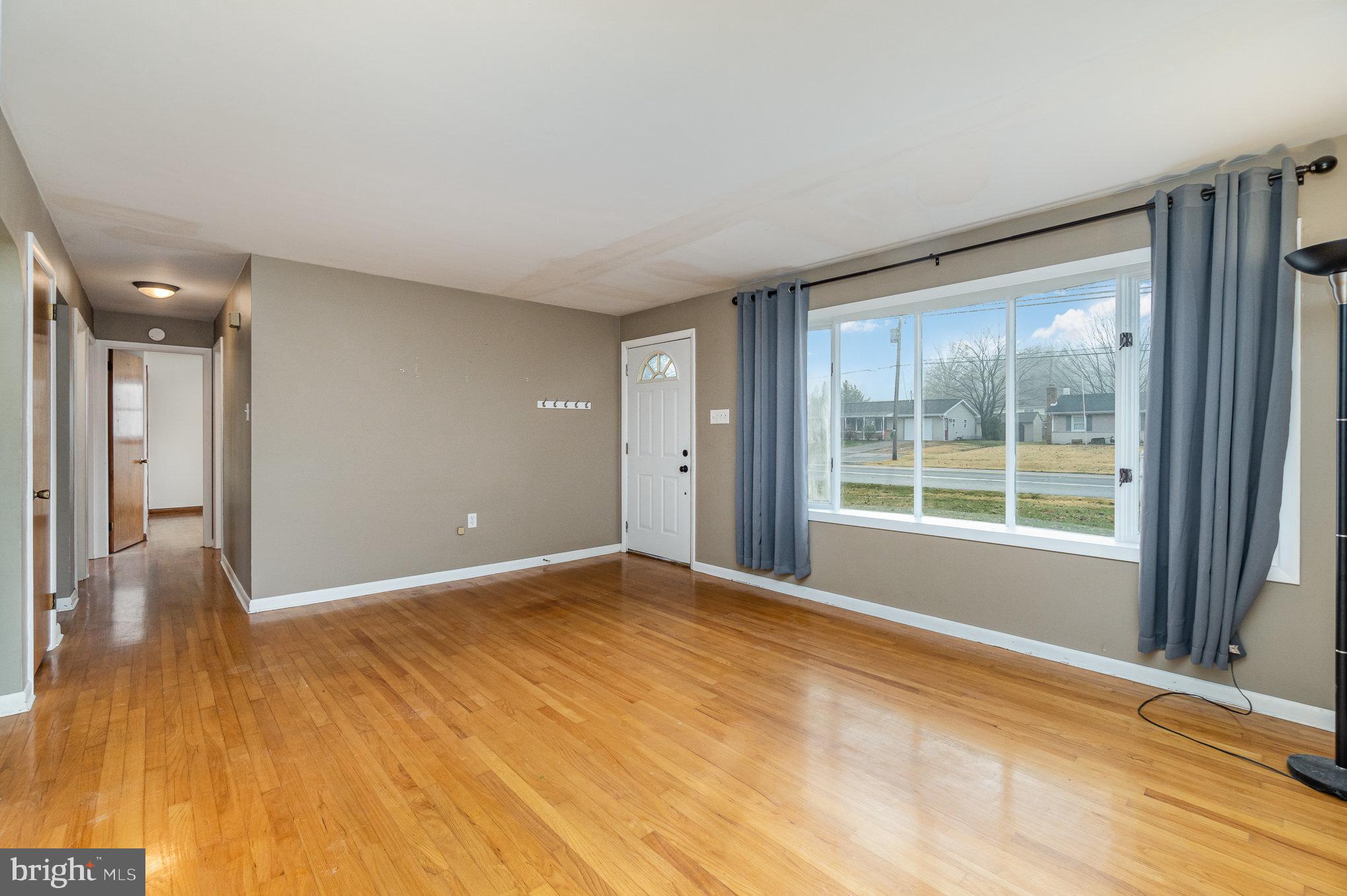 4033 Route 209
