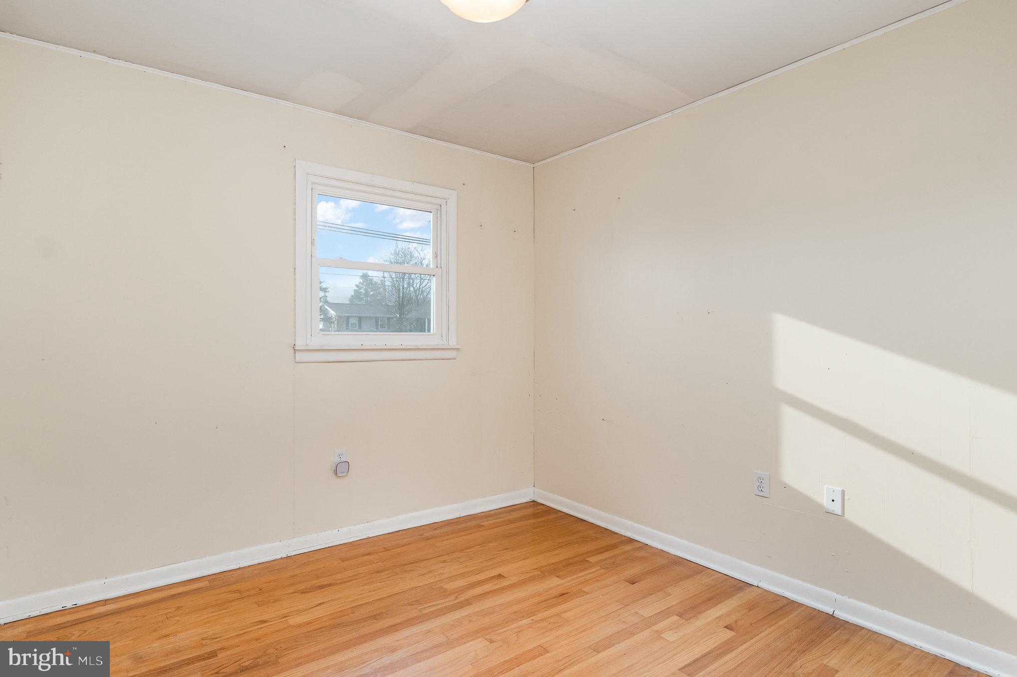 4033 Route 209