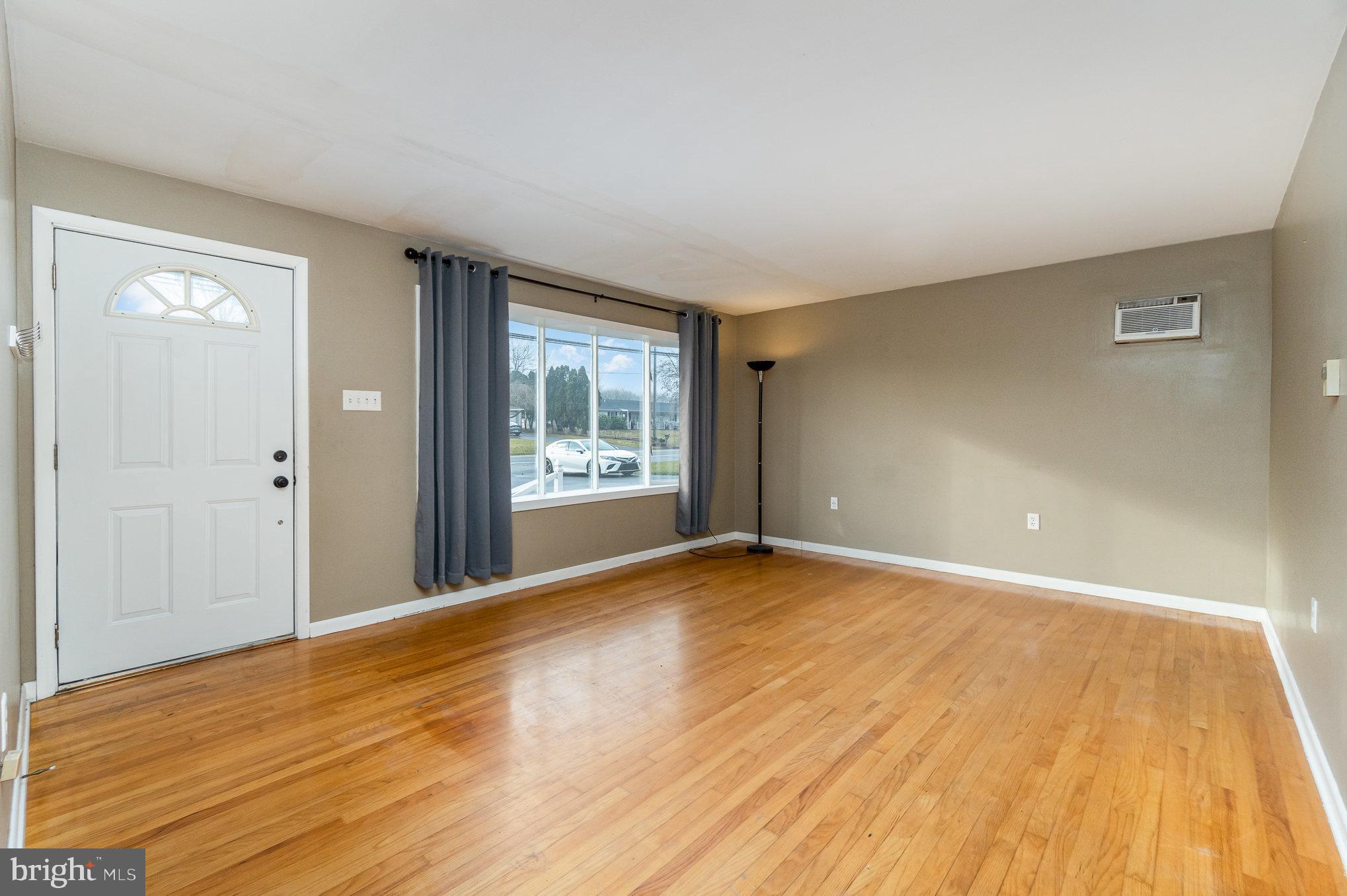 4033 Route 209