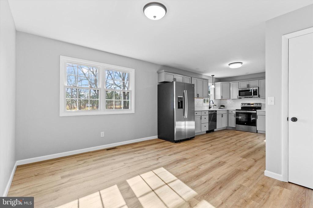 319 Spring Rd